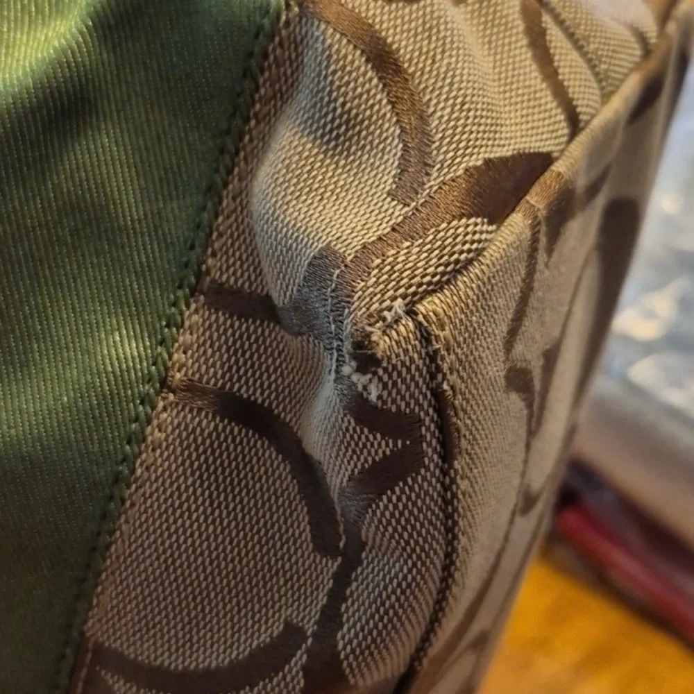 Coach Signature Stripe‎ Green Trim Tote Bag F0688-10125